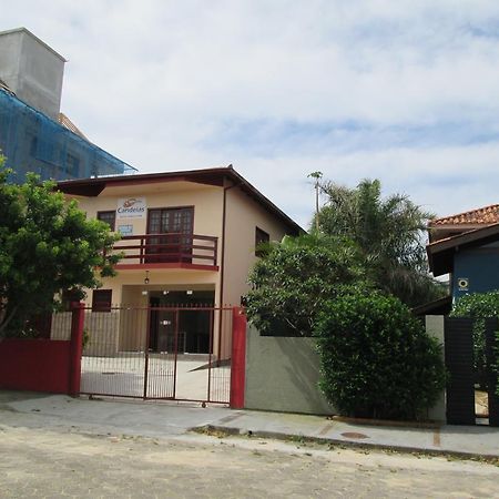 ホテルResidencial Dona Vilma フロリアノポリス エクステリア 写真