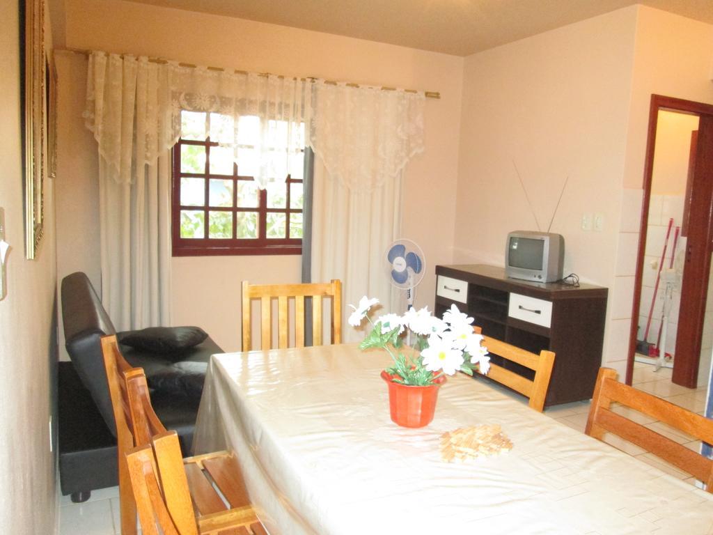 ホテルResidencial Dona Vilma フロリアノポリス エクステリア 写真